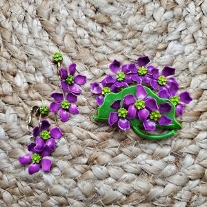 vintage purple and green flower brooch and clip earrings